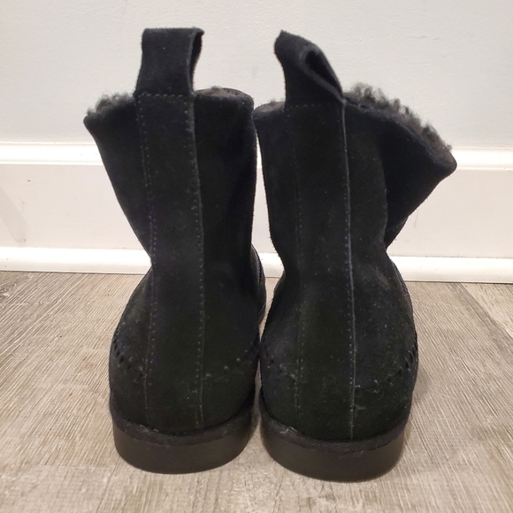 NEW Steve Madden Tommy Black Suede Ankle Boot - Picture 3 of 6